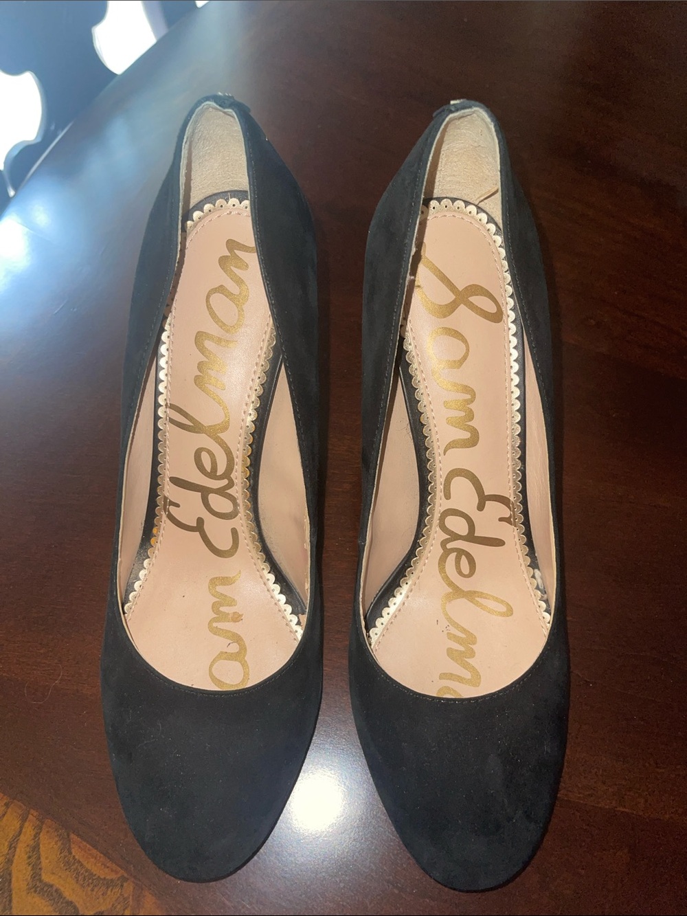 Sam Edelman Black Suede Round-Toe Pumps size 10